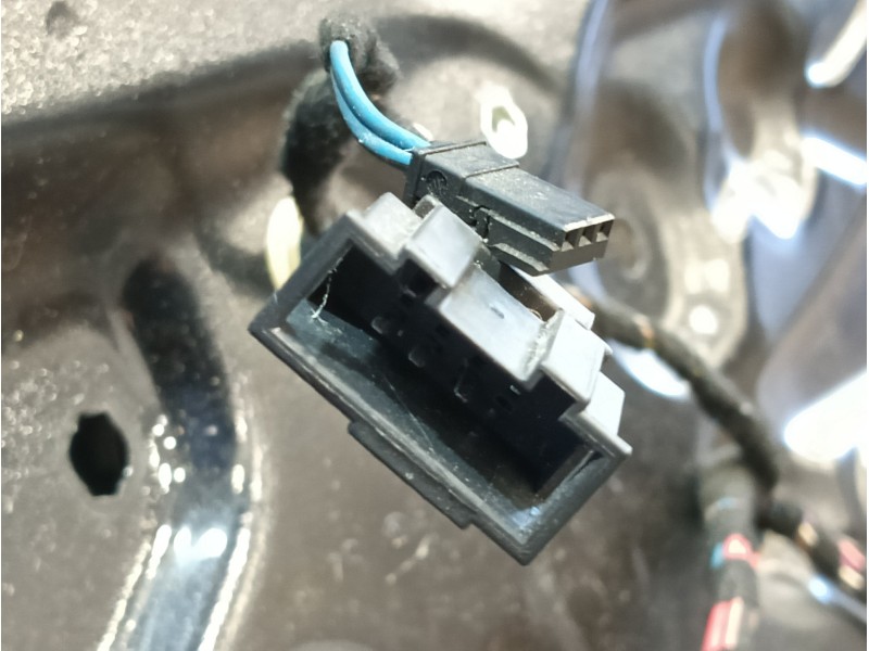 Recambio de puerta delantera derecha para seat toledo (kg3) 1.6 tdi referencia OEM IAM   