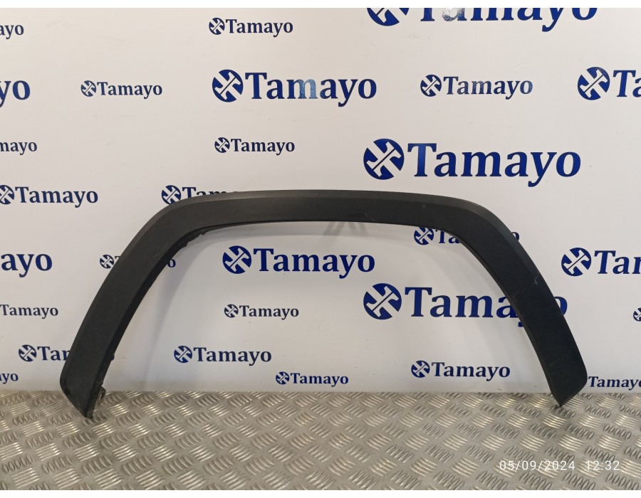 Recambio de aletin delantero derecho para toyota rav4 referencia OEM IAM 7560142160  