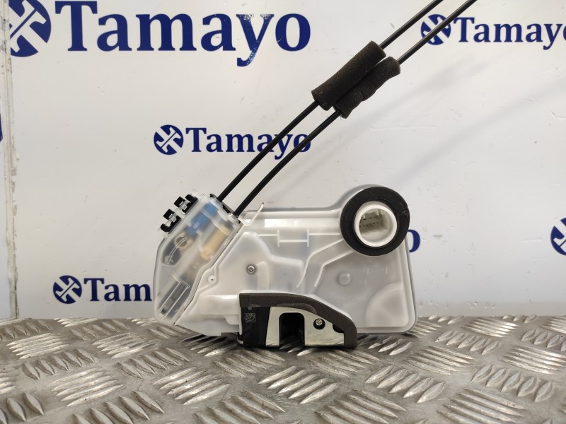 Recambio de cerradura puerta delantera derecha para toyota rav4 referencia OEM IAM   