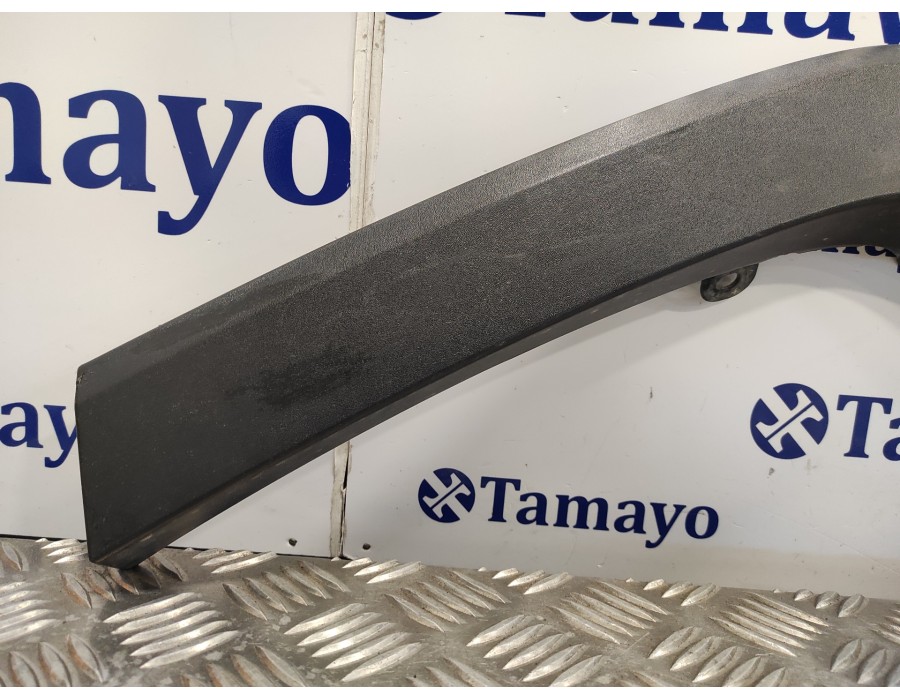 Recambio de aletin trasero izquierdo para toyota rav4 referencia OEM IAM 7560642150  