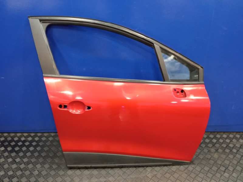 Recambio de puerta delantera derecha para renault clio iv referencia OEM IAM   