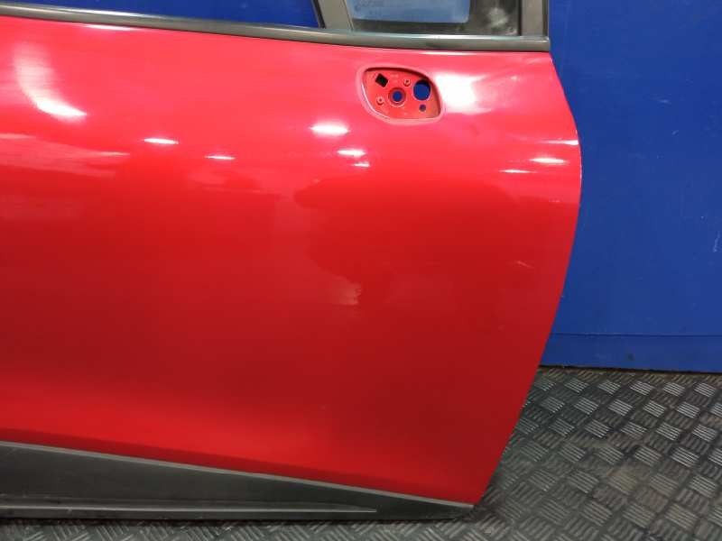 Recambio de puerta delantera derecha para renault clio iv referencia OEM IAM   