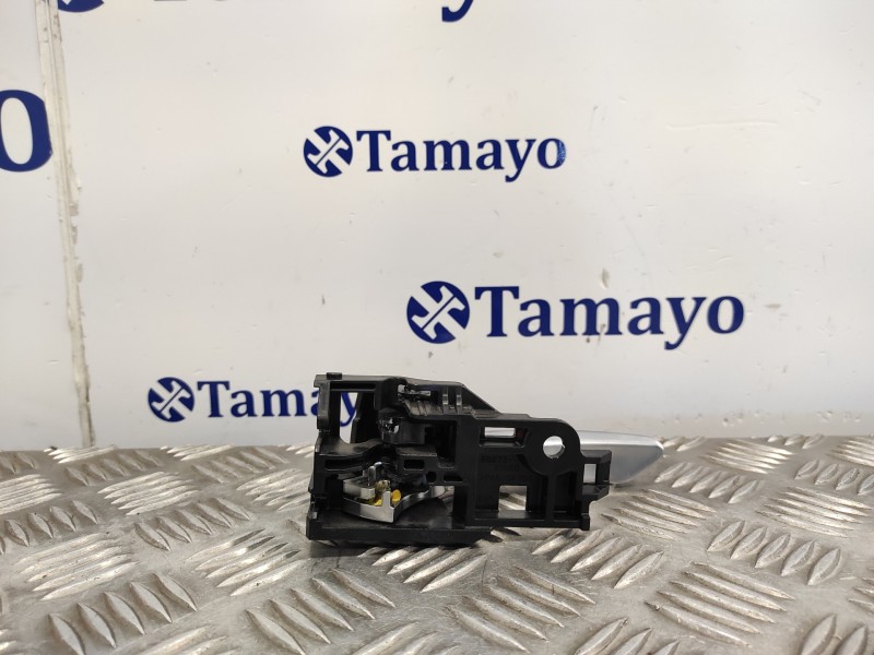 Recambio de maneta interior delantera derecha para toyota rav4 referencia OEM IAM 6927333060  