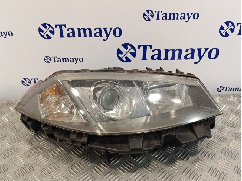 Recambio de faro derecho para renault megane ii berlina 3p 1.6 cat referencia OEM IAM 8200073226H  89307040