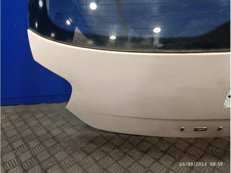 Recambio de porton trasero para seat ibiza (6j5) 1.6 tdi referencia OEM IAM   
