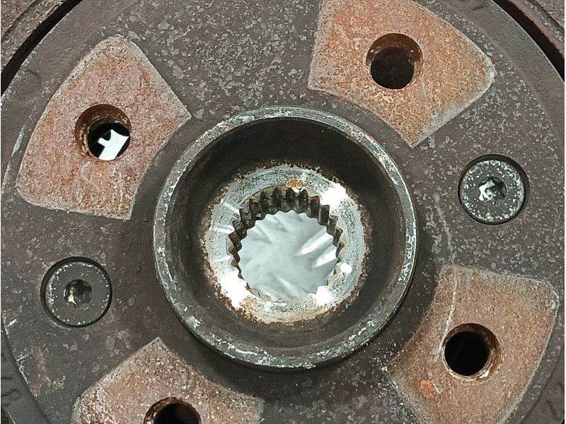 Recambio de mangueta delantera izquierda para renault scenic ii 1.9 dci diesel referencia OEM IAM   