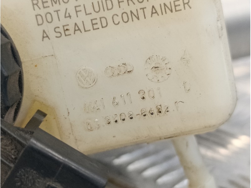 Recambio de bomba freno para seat leon (1p1) reference referencia OEM IAM 1K1611301D  03350886321