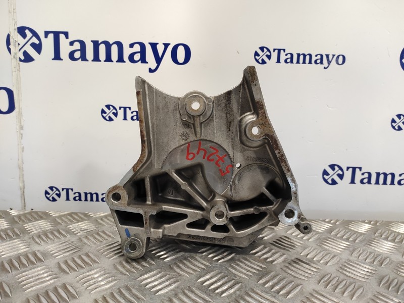 Recambio de soporte motor para opel astra j lim. 2.0 16v cdti referencia OEM IAM 55568812  428702815