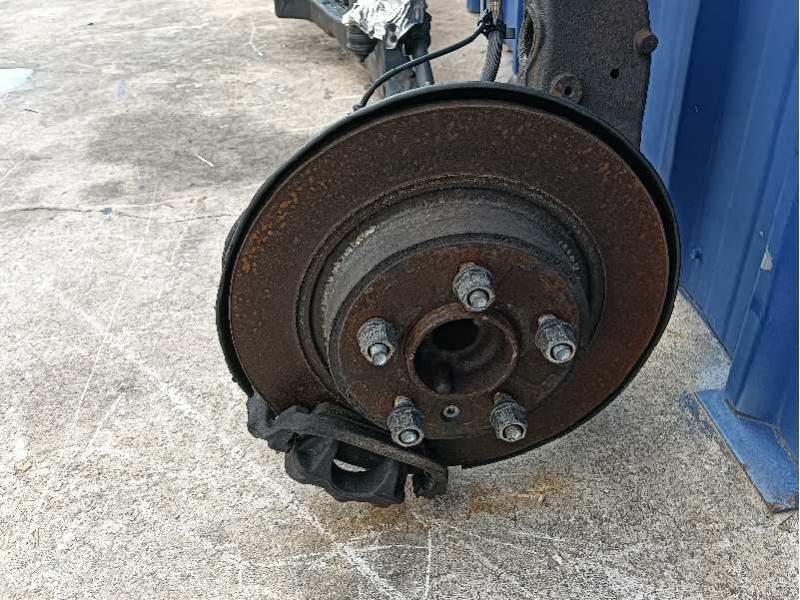 Recambio de puente trasero para opel astra j lim. 2.0 16v cdti referencia OEM IAM   