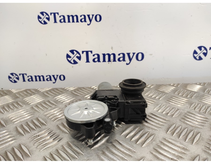 Recambio de motor elevalunas trasero izquierdo para toyota rav4 referencia OEM IAM 8572042140  0620205531