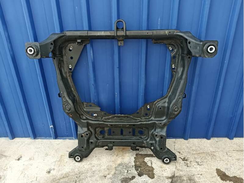 Recambio de puente delantero para land rover discovery sport referencia OEM IAM GK725000AD  