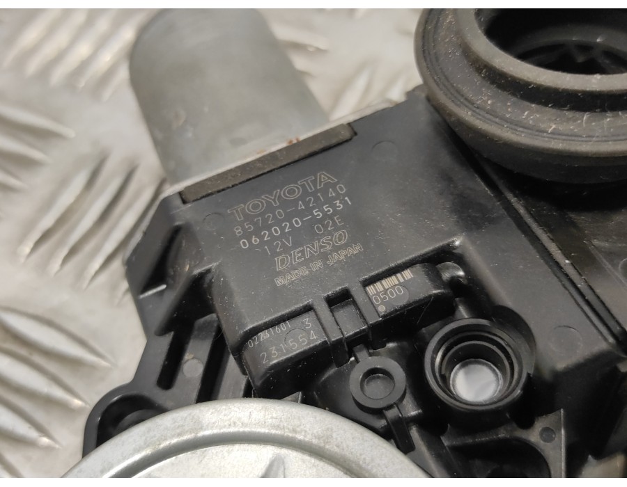 Recambio de motor elevalunas trasero izquierdo para toyota rav4 referencia OEM IAM 8572042140  0620205531