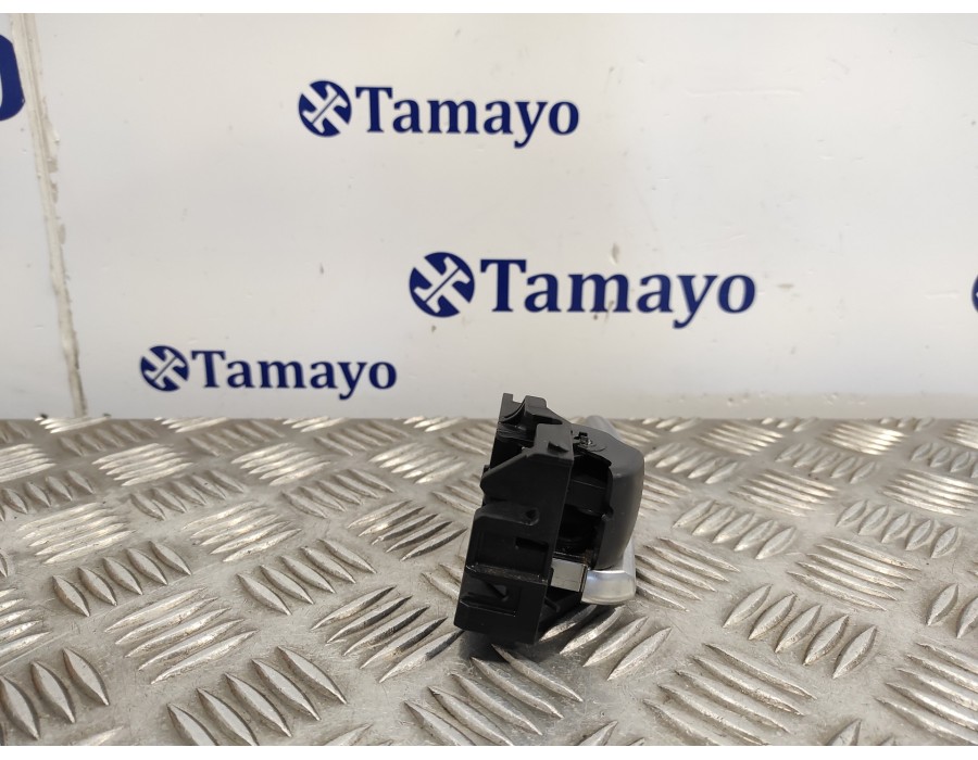 Recambio de maneta interior delantera izquierda para toyota rav4 referencia OEM IAM 6927433060  