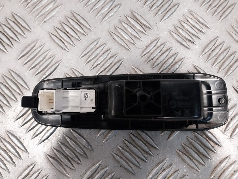Recambio de mando elevalunas trasero derecho para peugeot 308 sw referencia OEM IAM 98034744  1336258X