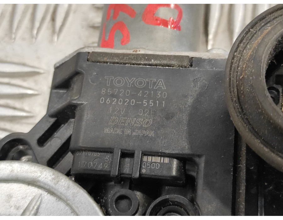 Recambio de motor elevalunas delantero izquierdo para toyota rav4 referencia OEM IAM 8572042130  0620205511
