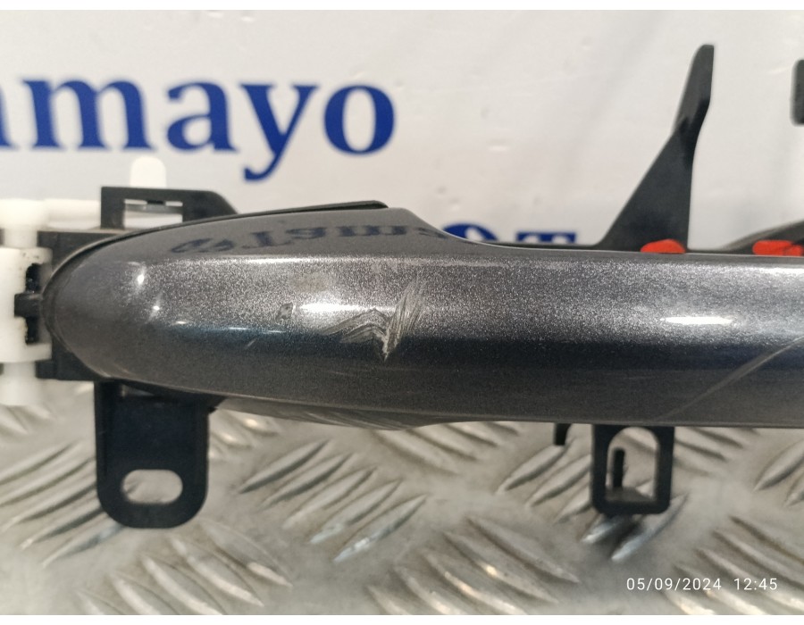 Recambio de maneta exterior delantera izquierda para toyota rav4 referencia OEM IAM   