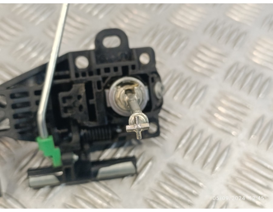 Recambio de maneta exterior delantera izquierda para toyota rav4 referencia OEM IAM   