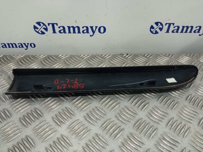 Recambio de moldura puerta trasera derecha para citroën c4 cactus referencia OEM IAM 9805718677  