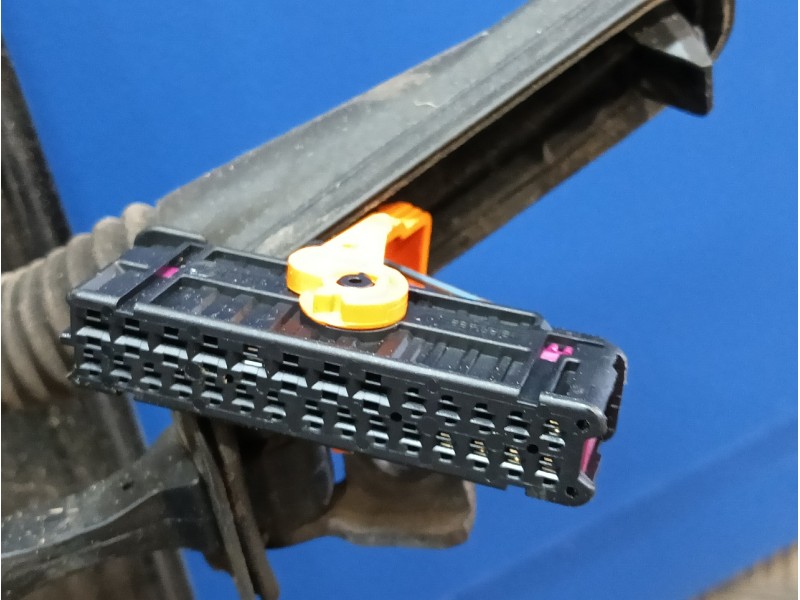 Recambio de puerta trasera izquierda para seat toledo (kg3) 1.6 tdi referencia OEM IAM   