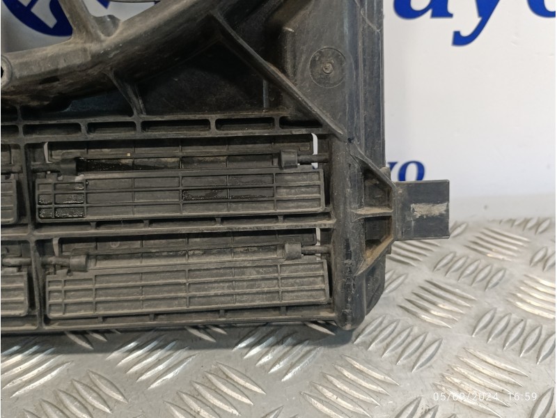 Recambio de electroventilador para ford focus lim. black&red referencia OEM IAM EJ738C607AF 3135103884 F00HX2G154