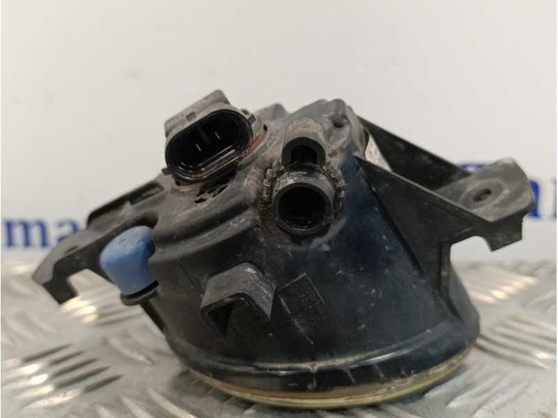 Recambio de faro antiniebla izquierdo para nissan qashqai (j10) 2.0 dci turbodiesel cat referencia OEM IAM 261558990A  89206411