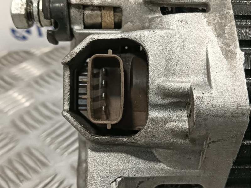 Recambio de alternador para mitsubishi l 200 (ka0/kb0) referencia OEM IAM   