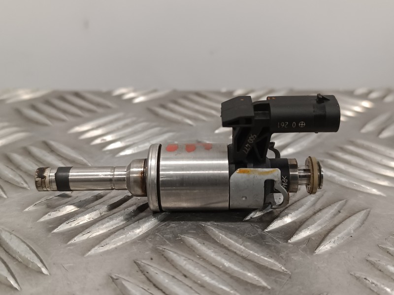 Recambio de inyector para seat leon (5f1) 1.4 16v tsi referencia OEM IAM 04E906036AF  0261500477