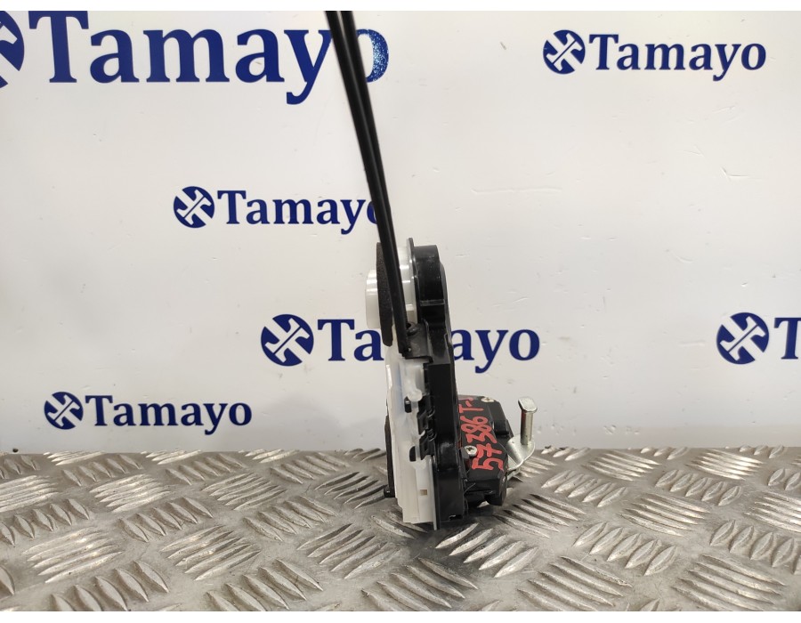Recambio de cerradura puerta trasera izquierda para toyota rav4 referencia OEM IAM   