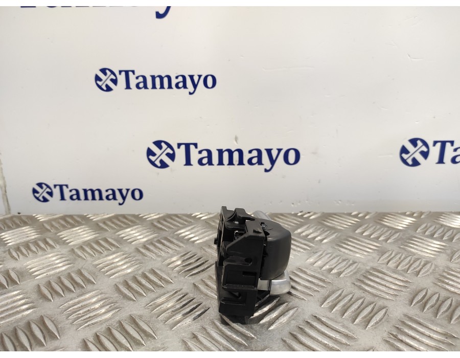 Recambio de maneta interior trasera izquierda para toyota rav4 referencia OEM IAM 6927433060  
