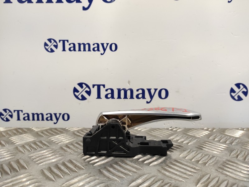 Recambio de maneta interior trasera izquierda para toyota rav4 referencia OEM IAM 6927433060  