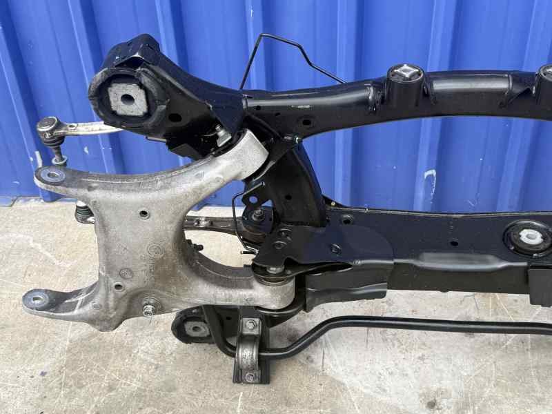 Recambio de puente delantero para bmw serie x6m (f86) referencia OEM IAM 6863815  34436772102