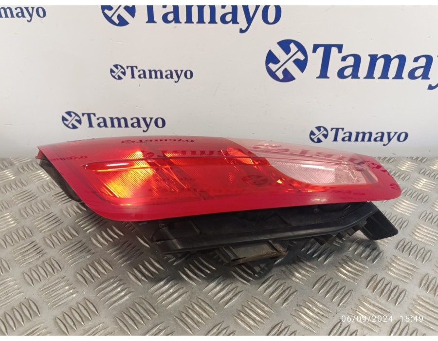 Recambio de piloto trasero derecho para fiat grande punto (199) 1.9 8v jtd cat referencia OEM IAM 51701590  