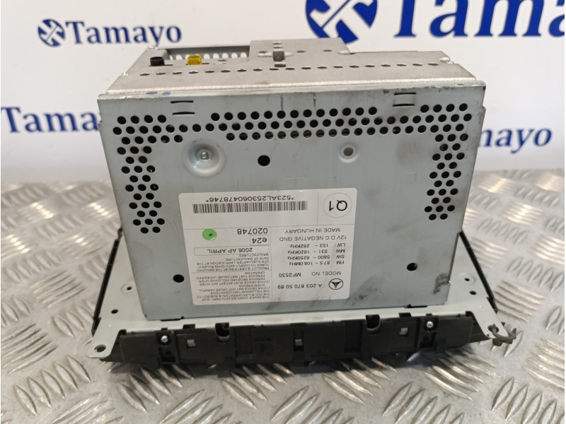 Recambio de sistema audio / radio cd para mercedes-benz clase c (w203) berlina referencia OEM IAM A2038705089  