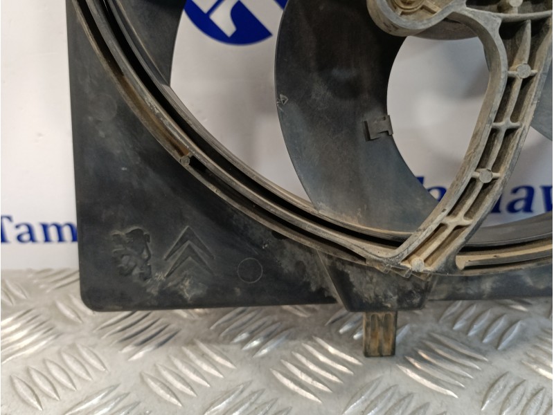 Recambio de electroventilador para peugeot 207 1.4 referencia OEM IAM 9653804080  