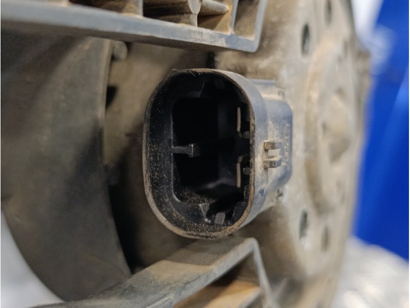 Recambio de electroventilador para peugeot 207 1.4 referencia OEM IAM 9653804080  
