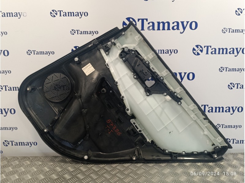 Recambio de guarnecido puerta trasera izquierda para toyota rav4 referencia OEM IAM 310B2KAH1  67614X1B18