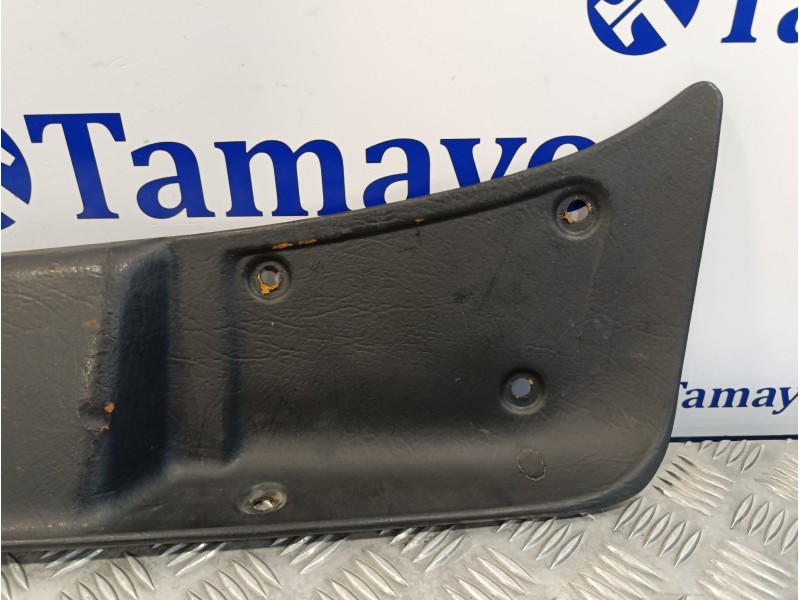 Recambio de guarnecido porton trasero para ford sierra berlina 2.0 (ohc) referencia OEM IAM   