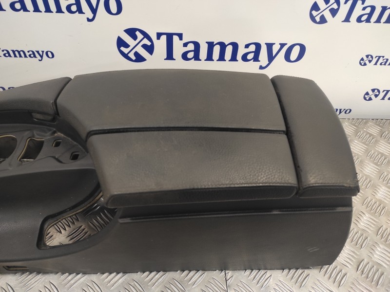 Recambio de apoyabrazos central para bmw serie 5 berlina (e60) 3.0 24v referencia OEM IAM 51167034086 72758413 7060013