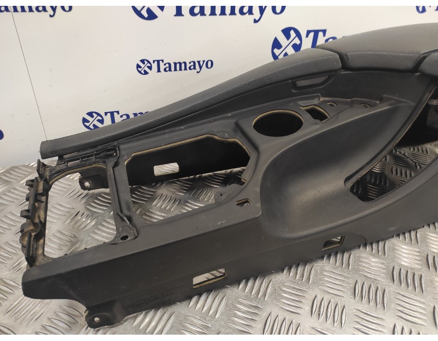 Recambio de apoyabrazos central para bmw serie 5 berlina (e60) 3.0 24v referencia OEM IAM 51167034086 72758413 7060013