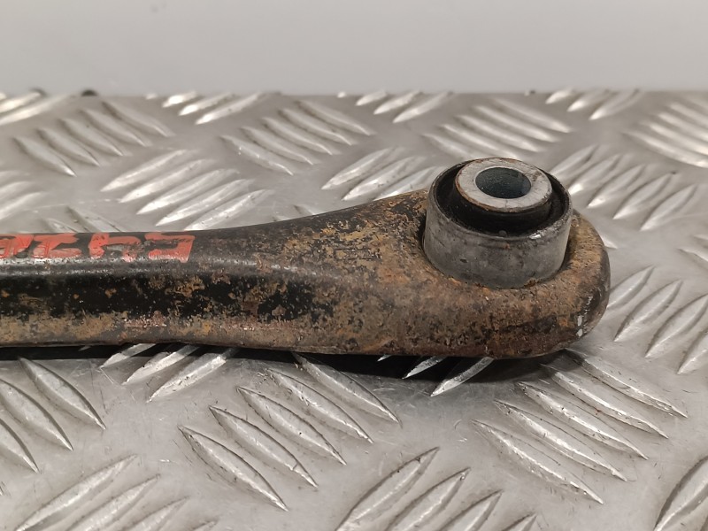 Recambio de brazo suspension superior trasero izquierdo para ford kuga (cbs) 2.0 tdci cat referencia OEM IAM   