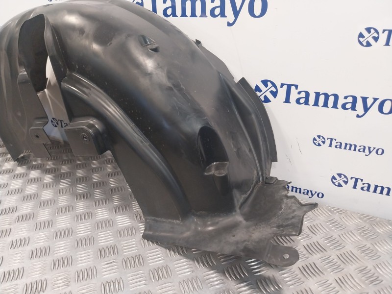 Recambio de plastico paso rueda trasero derecho para renault captur referencia OEM IAM 767480587R  