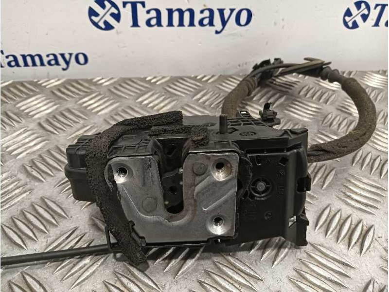 Recambio de cerradura puerta trasera izquierda para renault captur referencia OEM IAM 825019935R  40717224