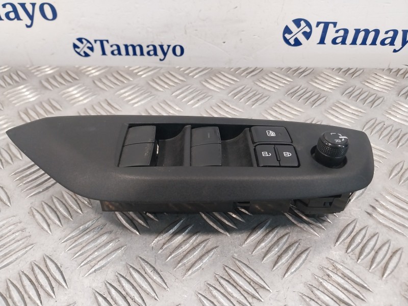 Recambio de mando elevalunas delantero izquierdo para toyota yaris (xpa1f/mxph11/chxnbw) hybrid 1.5cc referencia OEM IAM 840400D
