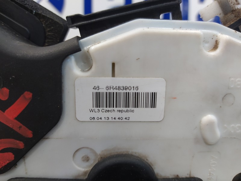 Recambio de cerradura puerta trasera derecha para volkswagen polo (6r1) 1.6 tdi referencia OEM IAM 6R4839016  