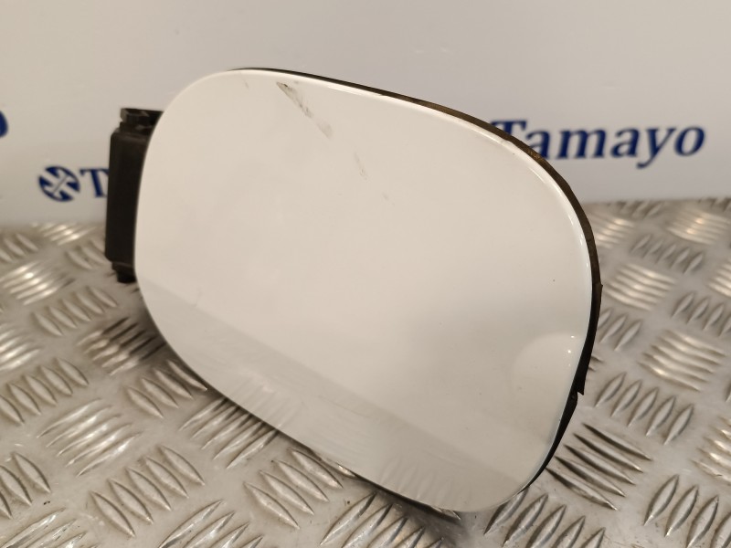 Recambio de tapa exterior combustible para renault grand modus 1.2 16v referencia OEM IAM 8200709008  