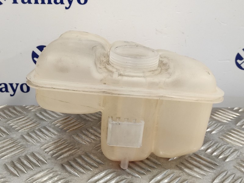 Recambio de deposito expansion para ford focus lim. black&red referencia OEM IAM 8V618K218A AV418K218D 8V618K218D