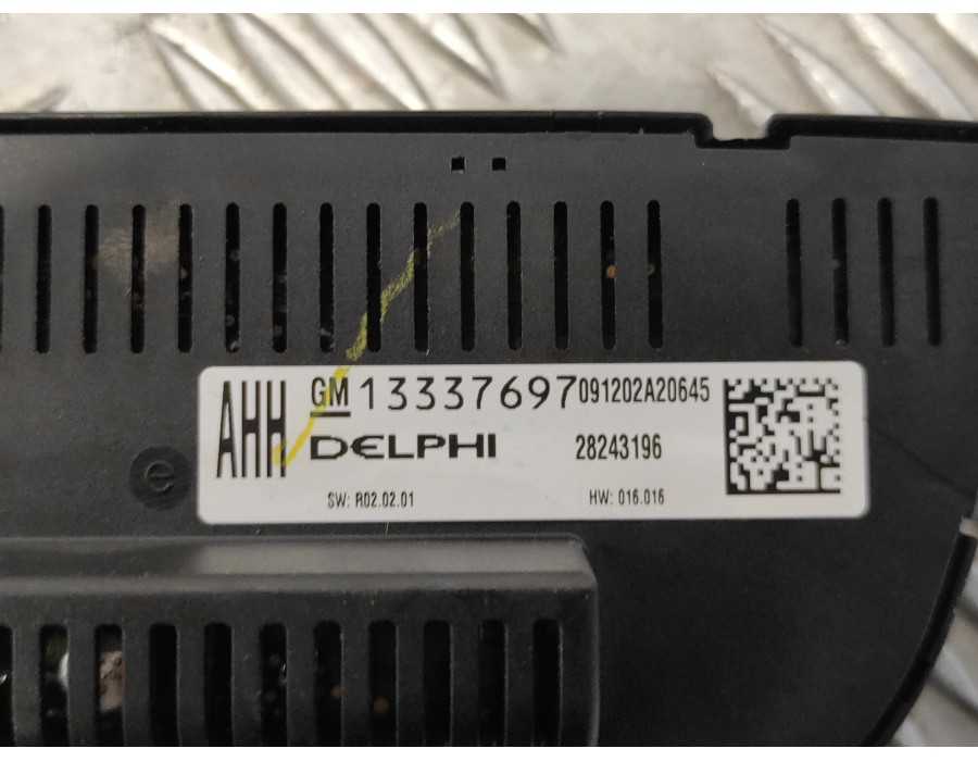 Recambio de mando climatizador para opel astra j lim. 1.7 16v cdti referencia OEM IAM 13337697  28243196