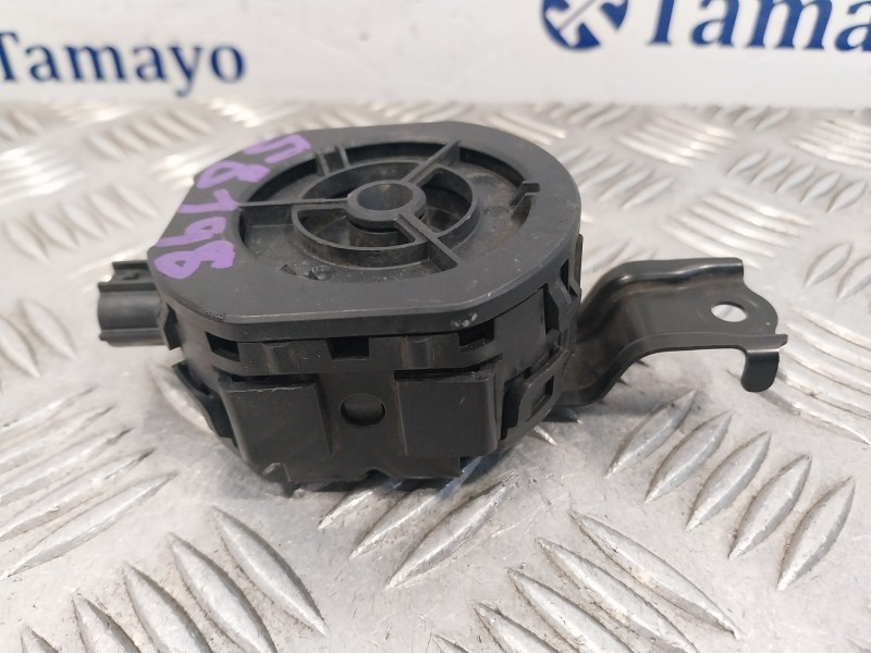 Recambio de modulo electronico para toyota yaris (xpa1f/mxph11/chxnbw) hybrid 1.5cc referencia OEM IAM 86570K0010  0689006481