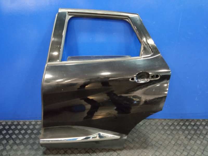 Recambio de puerta trasera izquierda para renault captur referencia OEM IAM   