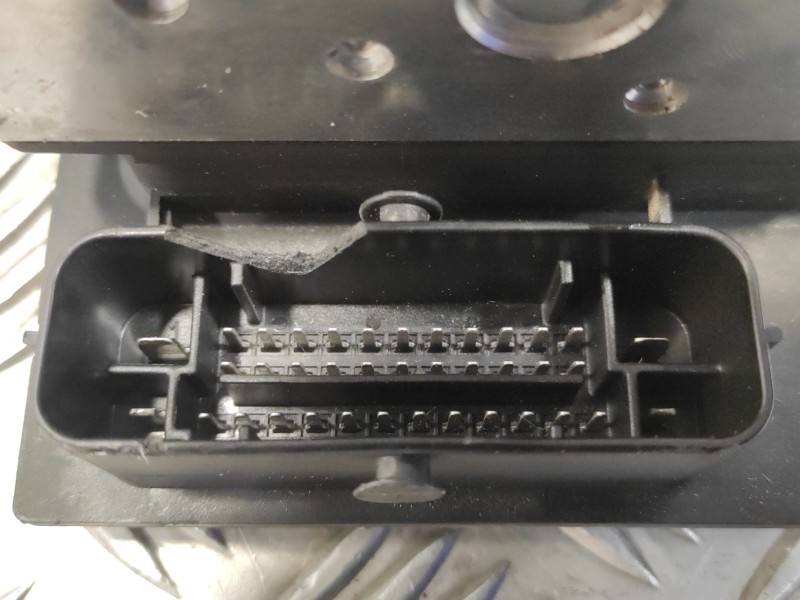 Recambio de abs para audi a4 avant (8e) 2.0 tdi referencia OEM IAM 0265234330 8E0910517B018 0265950468